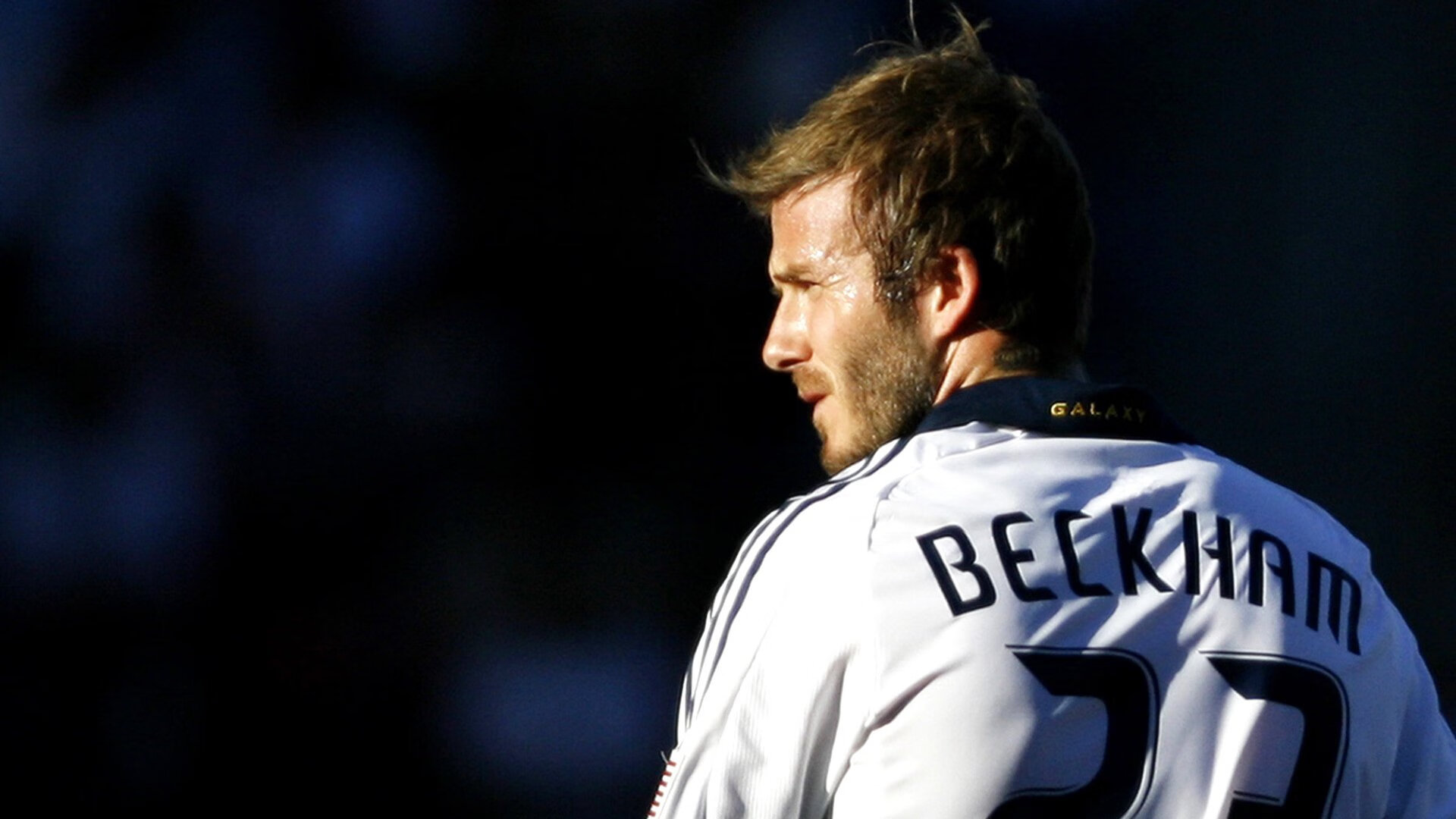 “从今天开始运动”主题路跑 收官仪式上万人齐喊口号冲线